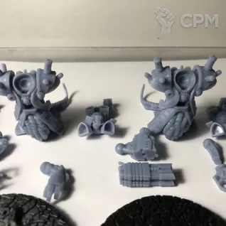 Описание картинки Battle Servitors от WahaShop по цене 900руб | Свободный Рынок Миниатюр - СРМ