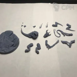 Описание картинки Tyranid Warrior Prime от WahaShop по цене 600руб | Свободный Рынок Миниатюр - СРМ