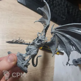 Описание картинки HERETIC ASTARTES DAEMON PRINCE / Демон-принц от ЛИЭНГОЛ по цене 1 000руб | Свободный Рынок Миниатюр - СРМ