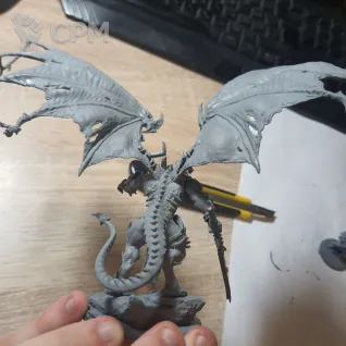 Описание картинки HERETIC ASTARTES DAEMON PRINCE / Демон-принц от ЛИЭНГОЛ по цене 1 000руб | Свободный Рынок Миниатюр - СРМ