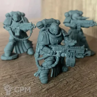 Описание картинки Космодесантники Империума – Грозные Сыны Императора от Flameborn_Minis по цене 180руб | Свободный Рынок Миниатюр - СРМ