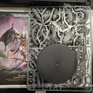 Описание картинки Fulgrim оригинал от Xjekill по цене 10 850руб | Свободный Рынок Миниатюр - СРМ