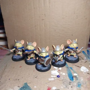 Описание картинки Набор миниатюр "мышиная стража" 55мм от Осенний лист по цене 1 500руб | Свободный Рынок Миниатюр - СРМ