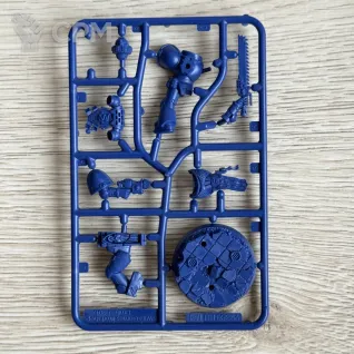 Описание картинки Space Marines Heroes 1 - Brother sergeant Sevastus от КМ по цене 4 990руб | Свободный Рынок Миниатюр - СРМ