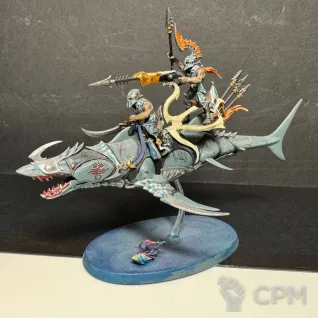 Описание картинки Idoneth Deepkin: Akhelian Allopex от PeaceMaker по цене 3 200руб | Свободный Рынок Миниатюр - СРМ