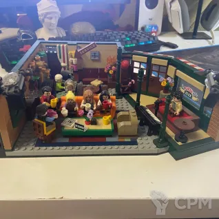Описание картинки Friends Ideas 21319 Central Perk от Drygplova по цене 6 000руб | Свободный Рынок Миниатюр - СРМ