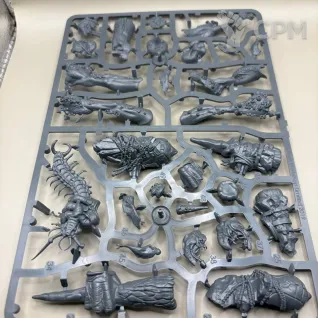 Описание картинки Dankhold Troggoth / Troggboss от Coyote по цене 5 690руб | Свободный Рынок Миниатюр - СРМ