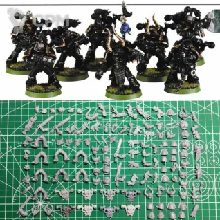 Описание картинки Chaos Space Marines squad (8; 2002) от Stark Foundry по цене 2 895руб | Свободный Рынок Миниатюр - СРМ
