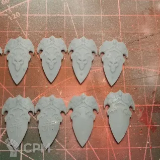 Описание картинки Dark Elf Warrior/Dreadspears от Temlaa по цене 750руб | Свободный Рынок Миниатюр - СРМ