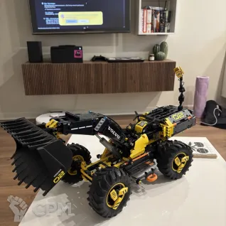 Описание картинки LEGO Technic 42081 Volvo –  полный комплект от kqstor по цене 8 000руб | Свободный Рынок Миниатюр - СРМ