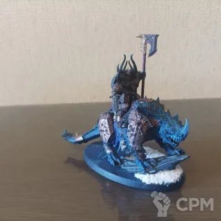 Описание картинки Chaos Lord on Karkadrak от LordNest по цене 1 800руб | Свободный Рынок Миниатюр - СРМ