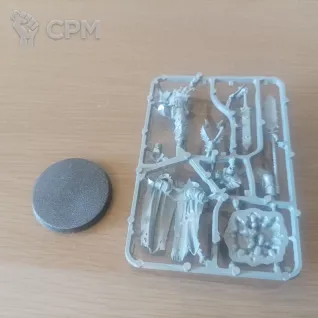 Описание картинки Chaos Lord пеший, AoS (оригинал) от LordNest по цене 2 000руб | Свободный Рынок Миниатюр - СРМ