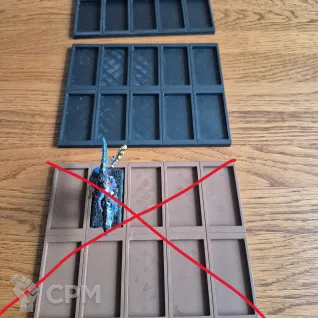 Описание картинки Extension movement tray 2х5 (Трей-переходник с 25х50 мм на 30х60 мм, 2х5 моделей) от SirBone по цене 200руб | Свободный Рынок Миниатюр - СРМ