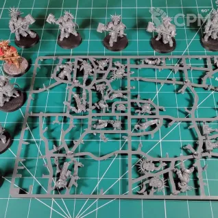 Описание картинки Stormcast Eternals Retributors x12 от Каджит по цене 4 998руб | Свободный Рынок Миниатюр - СРМ