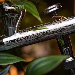 Описание картинки Аэрограф Harder & Steenbeck SQUIDMAR EVOLUTION 2024 CRplus  2 в 1 от ADEPT M&P по цене 45 900руб | Свободный Рынок Миниатюр - СРМ