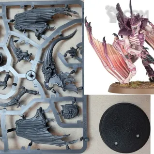 Описание картинки Winged Tyranid Prime Leviathan, ориг, на литнике от Утка по цене 700руб | Свободный Рынок Миниатюр - СРМ
