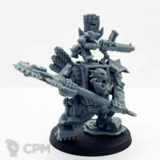 Описание картинки Warboss in mega armor от DREAMCUBE по цене 470руб | Свободный Рынок Миниатюр - СРМ