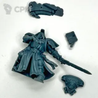 Описание картинки Librarian in phobos armor от DREAMCUBE по цене 300руб | Свободный Рынок Миниатюр - СРМ