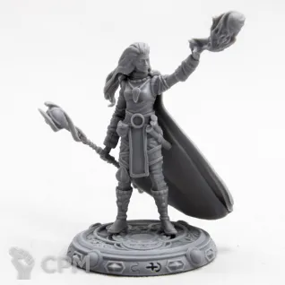 Описание картинки Female Wizard 28mm от Fantasy Minis по цене 550руб | Свободный Рынок Миниатюр - СРМ