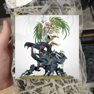 Описание картинки Alarielle the Everqueen от Xjekill по цене 2 500руб | Свободный Рынок Миниатюр - СРМ