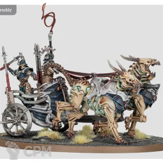 Описание картинки OSSIARCH BONEREAPERS LIEGE-KAVALOS ON WAR CHARIOT от Магазин Хобби по цене 6 200руб | Свободный Рынок Миниатюр - СРМ