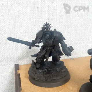 Описание картинки Captain in Terminator Armour (Leviathan) от Xero по цене 1 300руб | Свободный Рынок Миниатюр - СРМ
