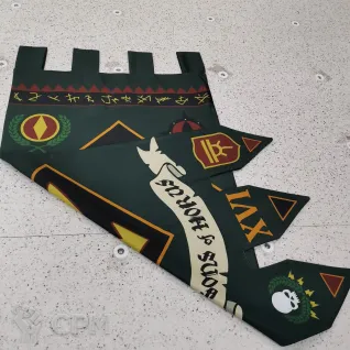 Описание картинки Штандар двусторонний Warhammer Horus Heresy Sons of Horus от WizardsPrints по цене 1 400руб | Свободный Рынок Миниатюр - СРМ