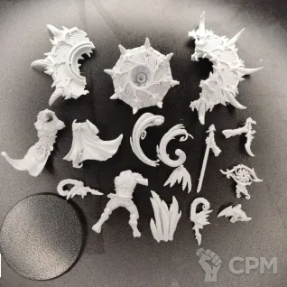 Описание картинки Tzaangor Shaman от ССП по цене 700руб | Свободный Рынок Миниатюр - СРМ