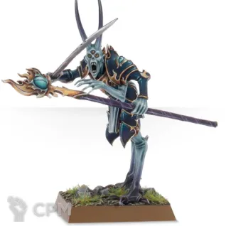 Описание картинки Tzeentch Sorcerer Lord от Red Ember по цене 4 000руб | Свободный Рынок Миниатюр - СРМ