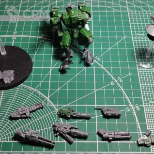 Описание картинки Commander In Coldstar Battlesuit от Spades по цене 3 000руб | Свободный Рынок Миниатюр - СРМ