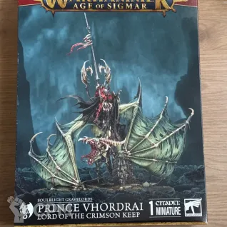 Описание картинки Prince Vhordrai, Lord of the Crimson Keep от zurdo по цене 18 900руб | Свободный Рынок Миниатюр - СРМ