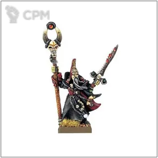 Описание картинки Necromancer with Staff (Hood &amp; Beard) от OldHammer Мастерская по цене 350руб | Свободный Рынок Миниатюр - СРМ