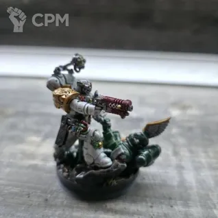 Описание картинки Primaris Apothecary от Woukes по цене 2 500руб | Свободный Рынок Миниатюр - СРМ