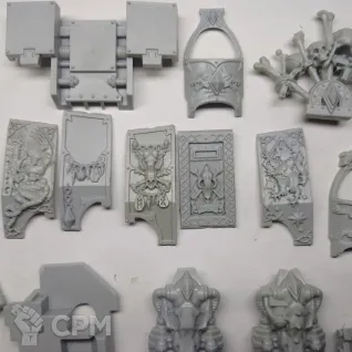Описание картинки Murderfang Venerable Dreadnought/Bjorn the Fell-Handed. от Серж по цене 1 100руб | Свободный Рынок Миниатюр - СРМ