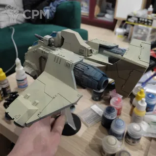 Описание картинки Штормовой Ворон/Stormraven-Gunship от ЛИЭНГОЛ по цене 3 500руб | Свободный Рынок Миниатюр - СРМ