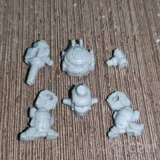 Описание картинки Urbanmech UM-R60 Alternative (30 тонн) от Dwarf Pirate Foundry по цене 450руб | Свободный Рынок Миниатюр - СРМ