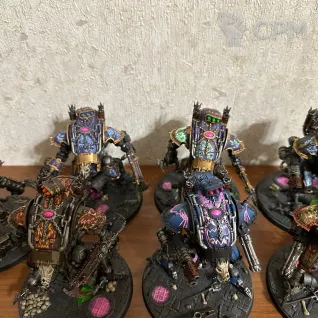 Описание картинки Армия Chaos Knights от Aus по цене 60 000руб | Свободный Рынок Миниатюр - СРМ