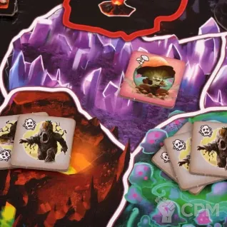 Описание картинки Small World: Подземный мир от Кот и Ворон по цене 4 990руб | Свободный Рынок Миниатюр - СРМ