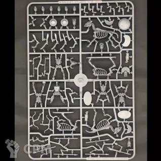 Описание картинки Skeleton Cavalry and Chariots/Скелеты кавалерии и колесниц/WAACF007 от Base 28 по цене 3 750руб | Свободный Рынок Миниатюр - СРМ