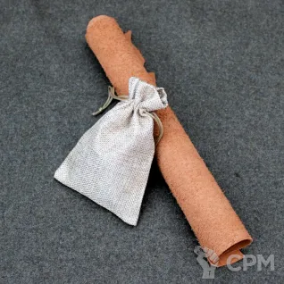 Описание картинки Римская игра Латрункули - кожаное поле от Кот и Ворон по цене 2 800руб | Свободный Рынок Миниатюр - СРМ